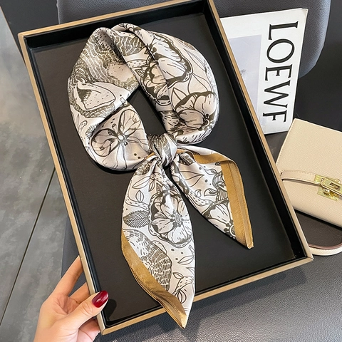 Mulberry Satin Square Scarf Vintage Floral Rabbit Print Elegant Satin Neckerchief For Women Fashion Decorative Shawl