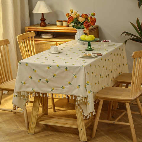 Rectangular Tablecloth Polyester Cotton Embroidered Sunflower Floral Waterproof Oil-Proof With Tassels For Dining Table
