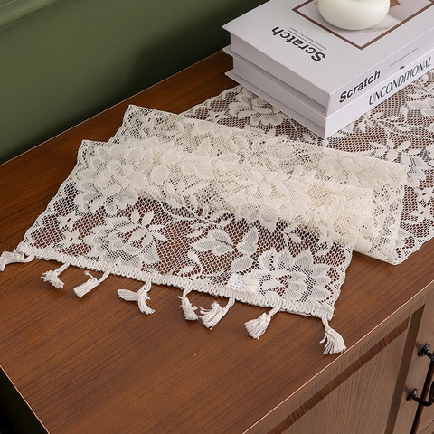 Lace Table Runner Hollow Floral Embroidery Polyester Retro French Luxury Decor With Tassels
