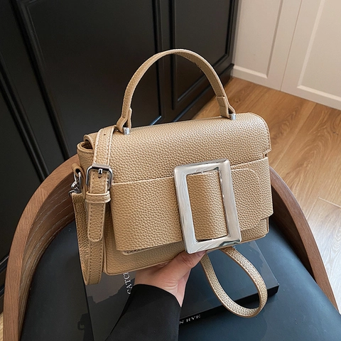 Women Pebble Pattern Crossbody Bag with Large Silver Square Buckle Fashion PU Leather Handbag Shoulder Box Bag Daily Use