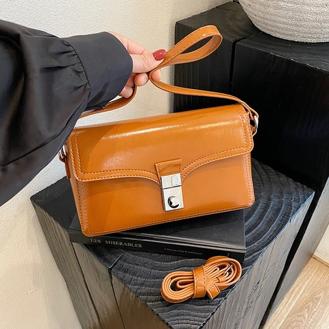 Women Crossbody Bag PU Leather Simple Retro Shoulder Bag With Silver Metal Lock Closure Square Underarm Daily Handbag