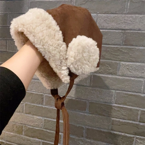 Chapeau Lei Feng d'Hiver Épais et Chaud en Fausse Toison d'Agneau pour Femme Casquette Trappeur en Daim Avec Protection Auditive Couleur Unie