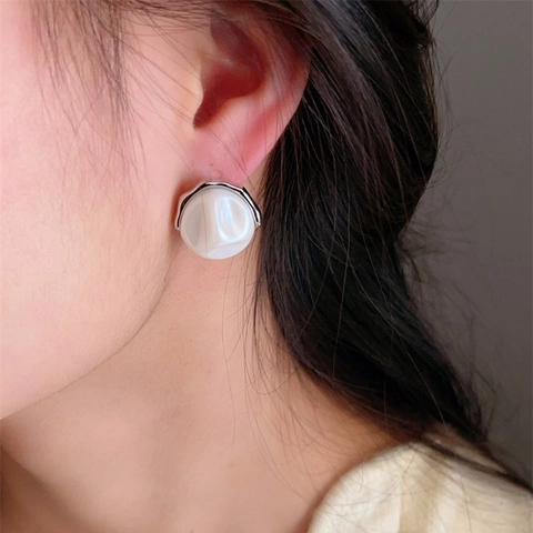 Irregular Faux Artificial Baroque Pearl Stud Earrings With 925 Sterling Silver Earring Post Vintage Elegant Lightweight Luxury Jewelry