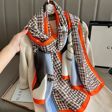Women Satin Feeling Scarf Shawl Equestrian Horse Chain Print French Elegant Houndstooth Retro Large Wrap