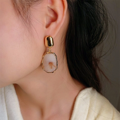 Orecchini A Goccia Ovali Irregolari In Resina Lega Placcata Oro Con Perno In Argento 925 Stile Marmo Per Donna
