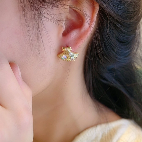 Shell Stud Earrings With Artificial Pearl Crystal And 925 Sterling Silver Earring Post Ocean Gradient Chic Fashion For Women