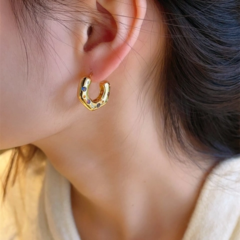 Kleurrijke Zirkonia C-Vorm Hoop Oorbellen 18K Verguld Retro Luxe Met 925 Sterling Zilveren Oorsteker