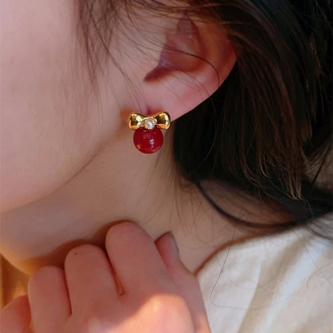 Pendientes De Botón Con Lazo Y Perla Artificial Roja Con Poste De Plata De Ley 925 Joyería De Aleación Elegante Para Mujer