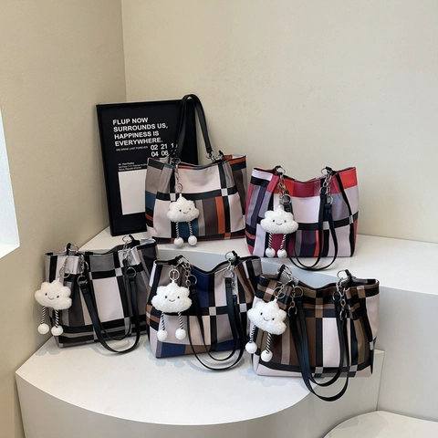 Women PU Leather Tote Bag Large Capacity Geometric Plaid Color Block Shoulder Bag With Chain Strap And Cloud Charm Casual Commuter