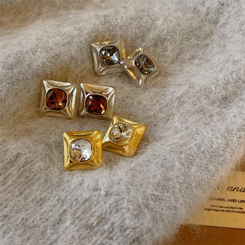 Vintage Geometric Square Stud Earrings With Alloy Cubic Zirconia For Women Elegant Minimalist Jewelry