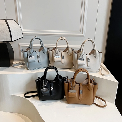 Damen Eimer Handtasche Mit Lychee Muster PU Leder Metallschloss Mini Anhänger Schultertasche Umhängetasche Pendler