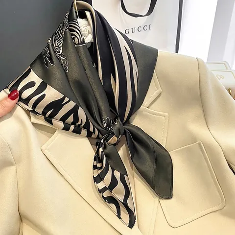 Zebra Print Mulberry Satin Scarf Fashion Square Neck Kerchief Elegant Satin Finish Head Scarf For Women Daily Wear