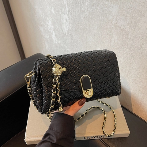 Geflochtene Damen Umhängetasche Aus PU Leder Elegante Modische Schultertasche Mit Goldener Kette Und Drehverschluss