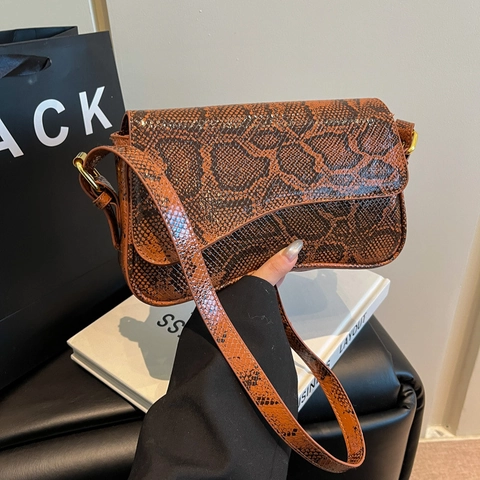 Women Snake Pattern Crossbody Bag Vintage PU Leather Underarm Shoulder Handbag Niche Retro Square Flap Purse