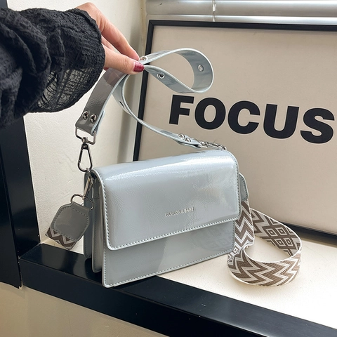 Borsa a Tracolla in Vernice Lucida da Donna Piccola Borsa Quadrata Con Tracolla Larga Intrecciata Borsa a Spalla Semplice