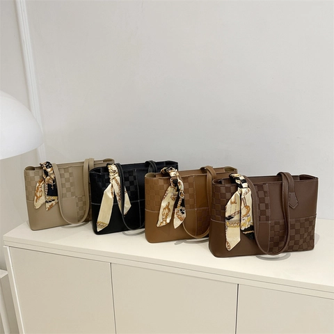 Grand Sac Cabas à Damier pour Femmes Mode Sac à Épaule en Cuir PU Avec Écharpe Décorative Sac à Main de Navette