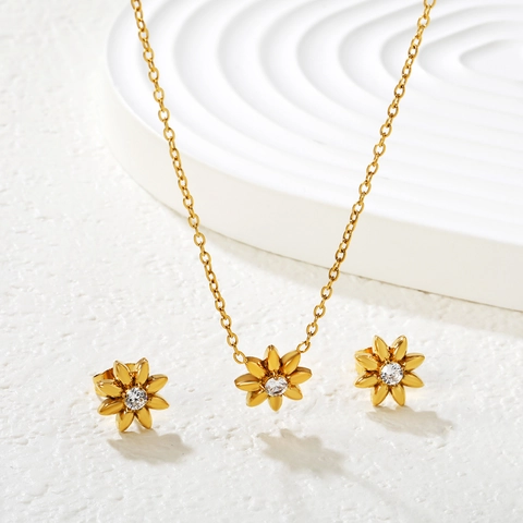 Flower Pendant Necklace And Stud Earrings Stainless Steel Inlaid White Zirconia Elegant Floral Jewelry Accessory For Women