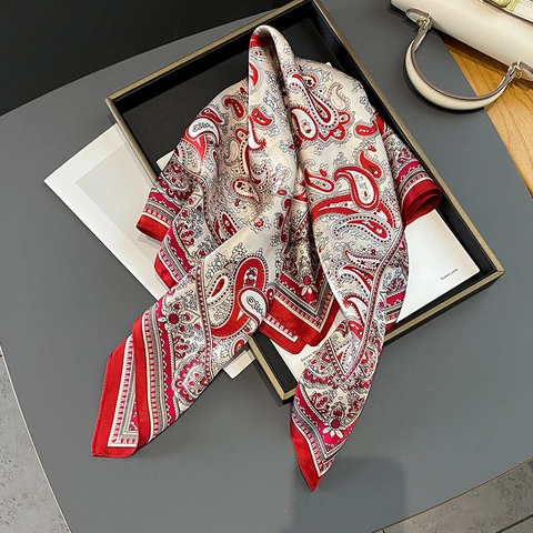 Foulard Quadrato In Raso Di Gelso Stampa Paisley Lucentezza Satinata Elegante Retro Accessorio Testa Collo Donna