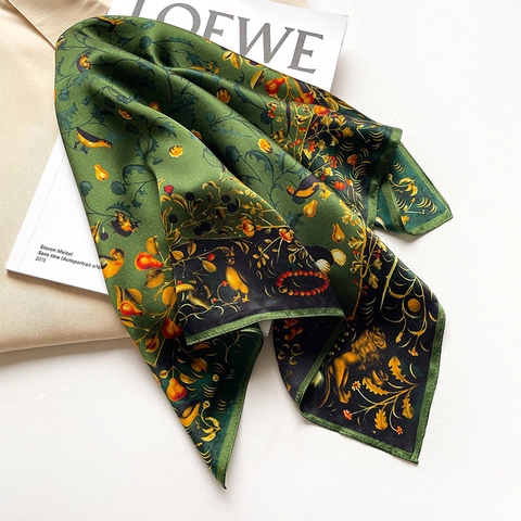 Sciarpa Quadrata In Raso Di Gelso Verde Stampa Floreale Uccelli Retro Elegante Accessorio Capelli Collo Donne