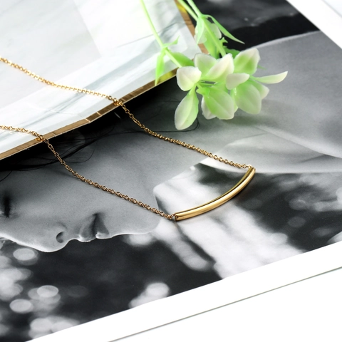 Collar Con Colgante De Barra De Tubo Curvo De Acero Inoxidable Minimalista Para Mujer Cadena De Clavícula Geométrica Joyería