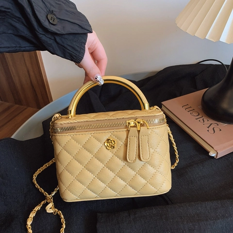 Borsa a Tracolla Trapuntata a Rombi da Donna Vanity Case Borsa a Mano Con Catena Manico in Metallo Decoro Floreale