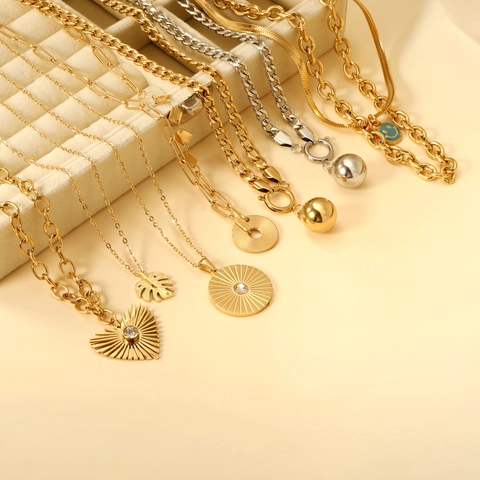 Stainless Steel Pendant Necklace For Women Gold Silver Plated Heart Monstera Leaf Round Zirconia Inlaid Jewelry