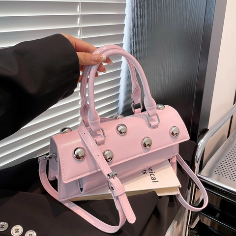 Borsa Baguette Da Donna In Pelle PU Lucida Con Borchie Borsa A Tracolla Con Manico Superiore E Cinghia Regolabile Chic