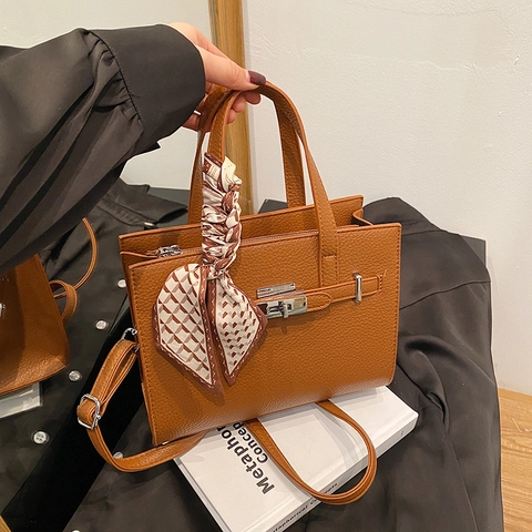 Damen Handtasche Aus PU Leder Mit Litschimaserung Satinnschal Metallschloss Vintage Umhängetasche Crossbody