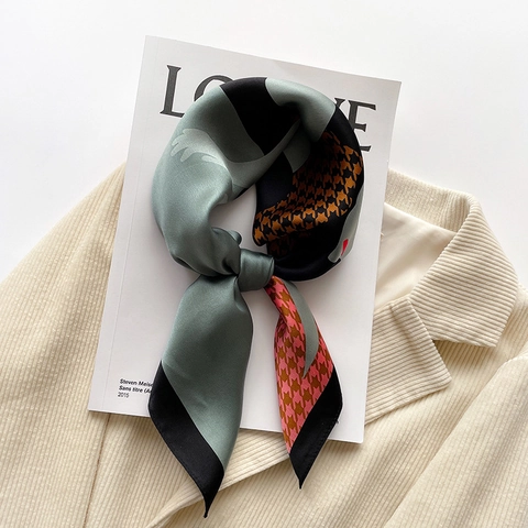 Carré De Satin En Mûrier Élégant Motif Pied-De-Poule Imprimé Cheval Foulard Femmes Accessoire Professionnel Vintage