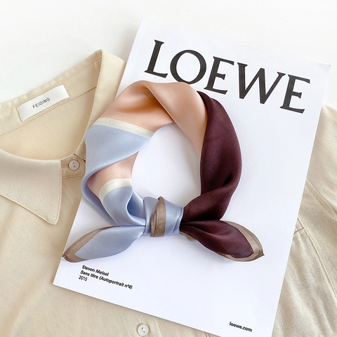 Foulard Quadrato in Seta di Gelso da Donna Elegante Patchwork Stampa Geometrica Raso Chic Foulard Leggero Accessorio Collo