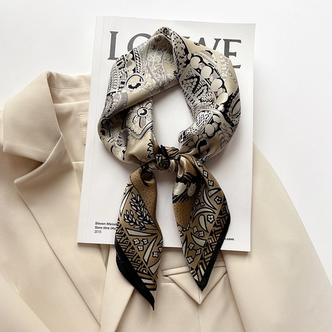 Dames MoerbeiSatijn Vierkante Sjaal Vintage Geprint Sieradenpatroon Zacht Lichtgewicht Mode Accessoire Elegante Sjaal