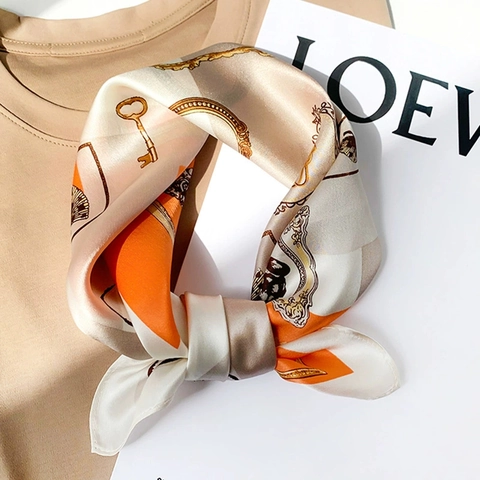 European Vintage Mulberry Silk Square Scarf For Women Luxury Equestrian Print Silk Neck Scarf Decorative Fashion Wrap