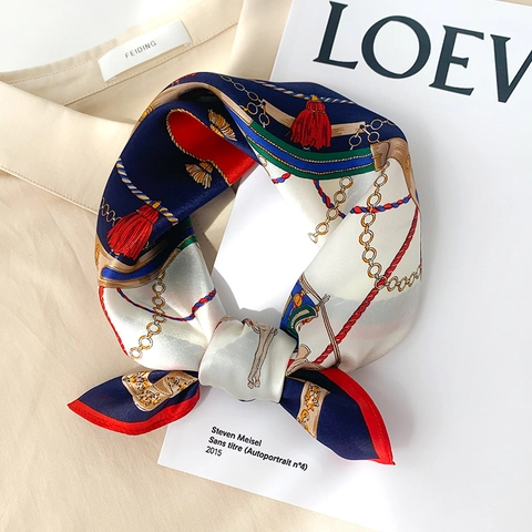 Vintage Carriage Print 100% Mulberry Silk Scarf For Women Luxury Equestrian Pattern Small Square Neck Scarf Head Scarf Gift