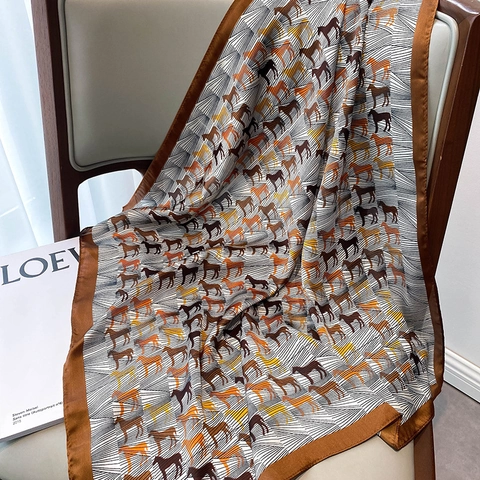 Retro Reitsport Pferdedruck Satin Quadratischer Schal Für Damen Vintage Seidenähnlicher Polyester Halstuch Mode Tasche Deko