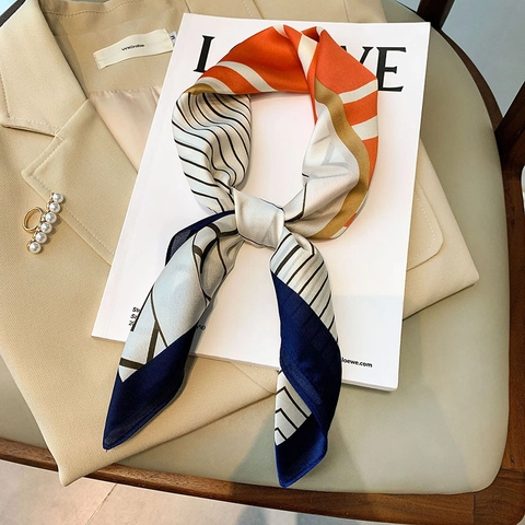 Foulard Quadrato In Raso Artificiale Con Stampa Geometrica Donna Elegante Finitura Satinata Fascia Per Capelli