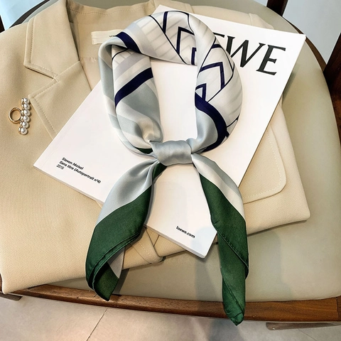 Foulard Quadrato In Raso Artificiale Con Stampa Geometrica Donna Elegante Finitura Satinata Fascia Per Capelli