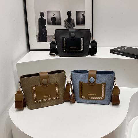 Borsa a Secchiello Vintage da Donna Tracolla Coreana a Contrasto Colore Con Cinturino Largo in Pelle PU Piccola Borsa a Spalla