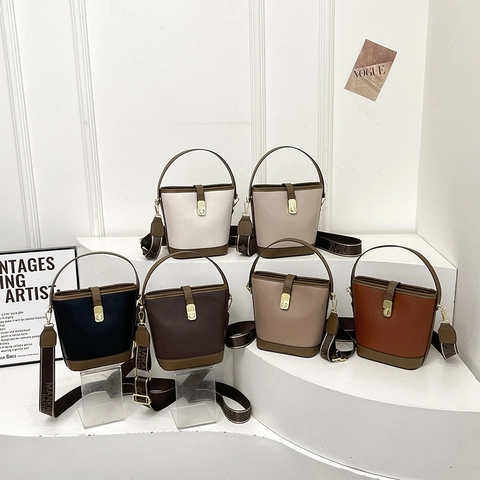 Borsa a Secchiello Vintage da Donna in Pelle PU con Design Bicolore Chiusura a Scatto Sicura e Tracolla Larga