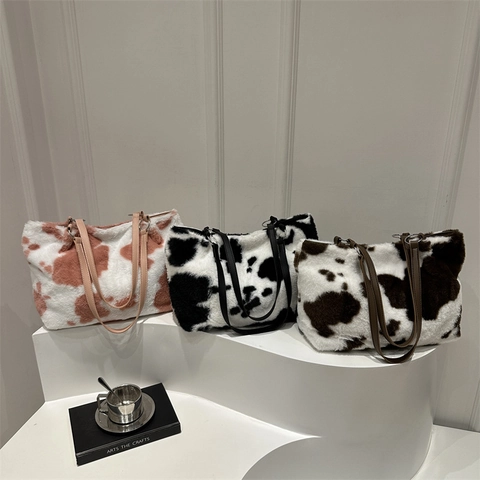 Cow Print Plush Tote Bag Faux Fur Shoulder Handbag Soft Warm Winter Fashion For Women Casual Underarm Bag