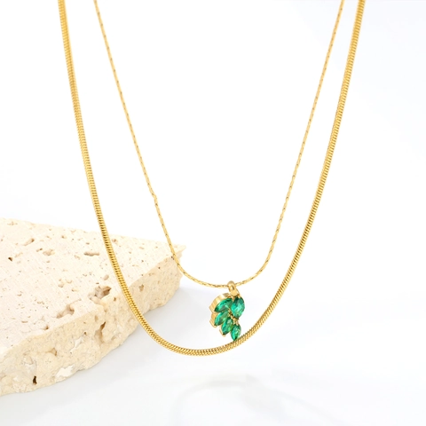 Double Layer Necklace With Green Zircon Leaf Pendant Gold Plated Stainless Steel Snake Chain French Vintage Jewelry Women