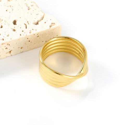 Anillo A Onde Multistrato Anello A Fascia Larga Intrecciato Acciaio Inossidabile Placcato Oro 18K Gioielli Per Donna