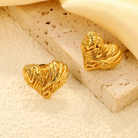Orecchini A Cuore Texturizzati Placcati Oro 18K Acciaio Inossidabile Motivo Lava Irregolare Vintage Esagerato Per Donna