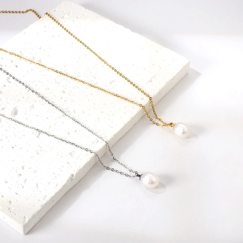 Collana Con Ciondolo In Perla D'acqua Dolce Placcata Oro Acciaio Inossidabile Gioiello Minimalista Elegante Per Donna