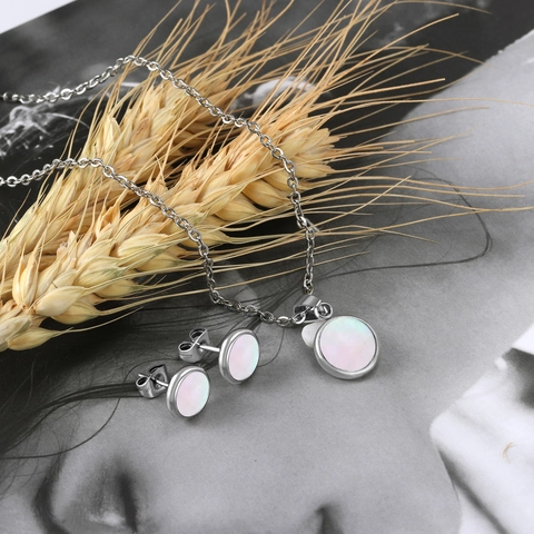Round White Mother Of Artificial Pearl Necklace And Stud Earrings Jewelry Stainless Steel Gold Plated Elegant Minimalist Women