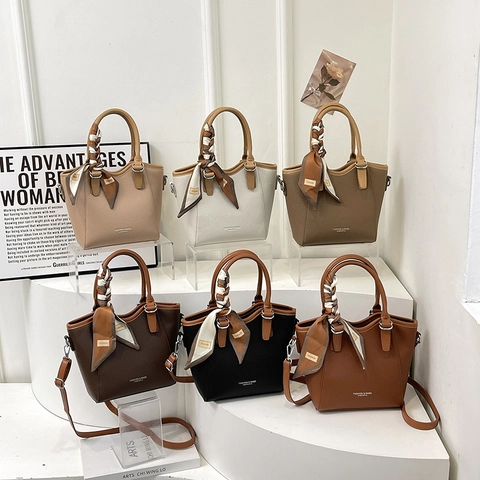 Women Fashion PU Leather Bucket Bag Minimalist Lychee Pattern Crossbody Shoulder Bag With Decorative Satin Scarf Handbag