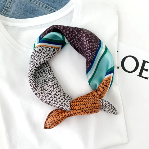 Pañuelo Cuadrado Moda Satén De Mora Patrón Geométrico Bloque De Color Elegante Pañuelo Pequeño Mujer