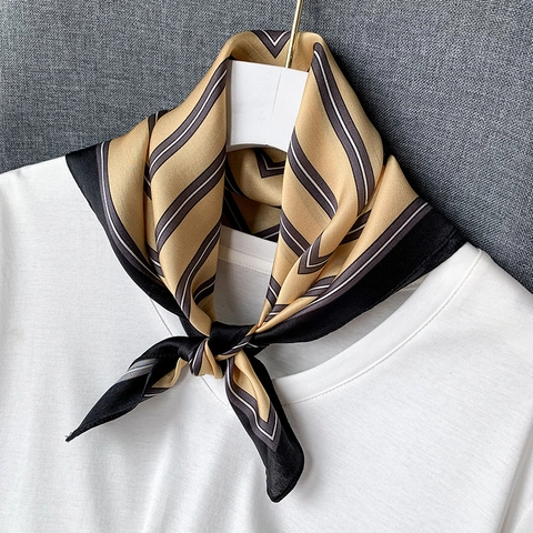 Luxury Mulberry Silk Square Scarf For Women Vintage Equestrian Chain Floral Print Hand Rolled Edge Elegant Neck Scarf
