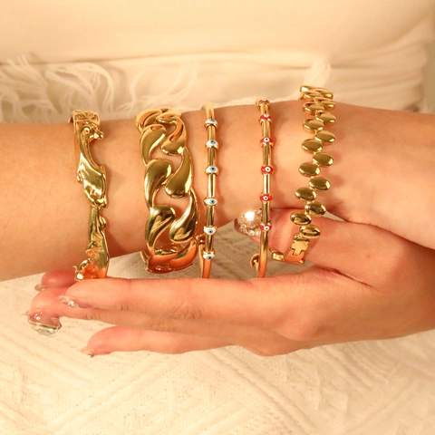 Roestvrijstalen Open Armring Armband 18K Verguld Onregelmatige Golf Boze Oog Chic Moderne Sieraden Dames