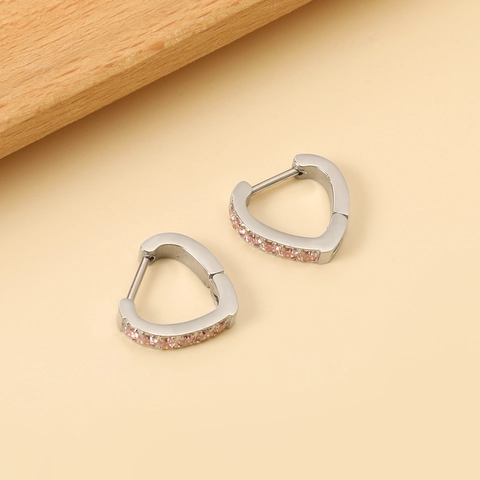 Herzförmige Huggie Creolen Edelstahl Vergoldet Funkelnde Zirkonia Modeschmuck Für Frauen