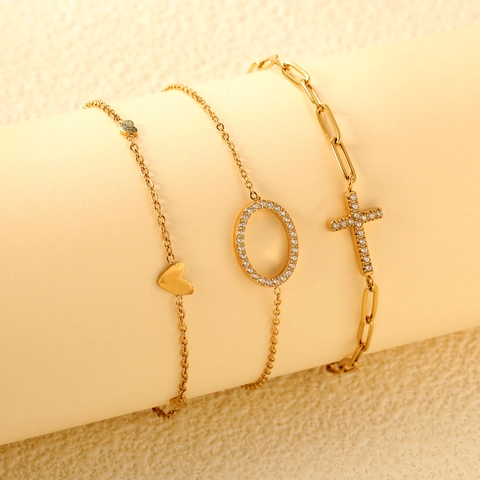 Bracciale In Acciaio Inossidabile Da Donna Placcato Oro 18K Catena Sottile Con Zirconi Croce Cuore Ovale Regolabile